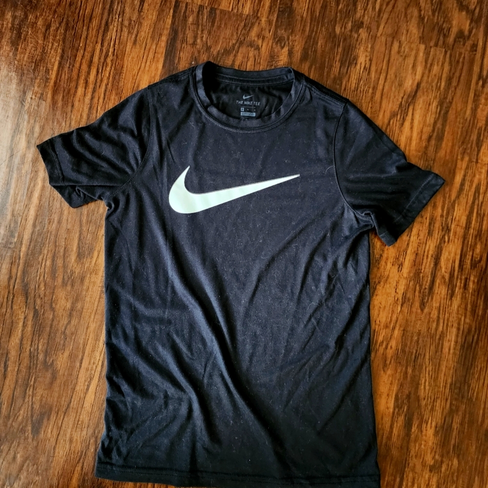 Boys Black Nike T-Shirt